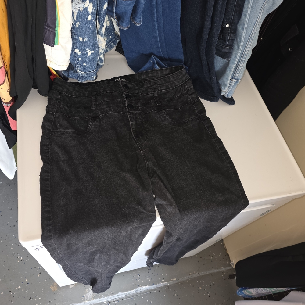 refuge Black Denim Waistband Detail